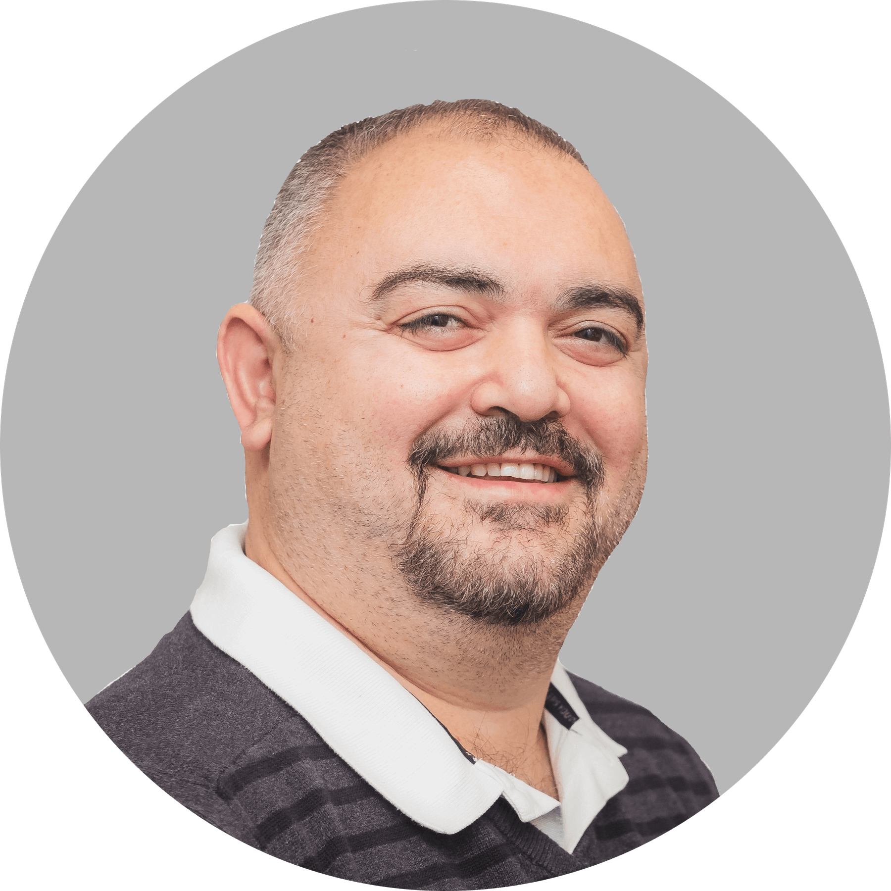 Team-The-Genau-Group Artin Safarian Headshot